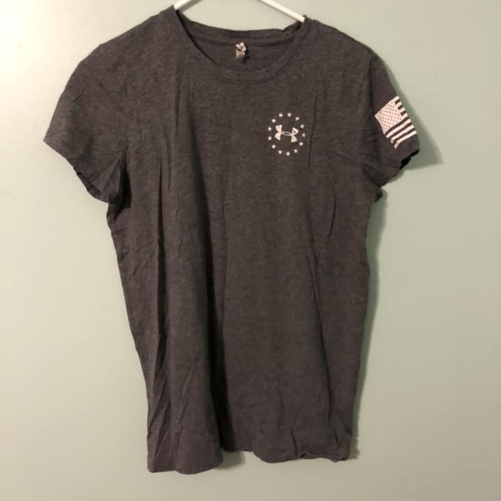 UNDER ARMOUR